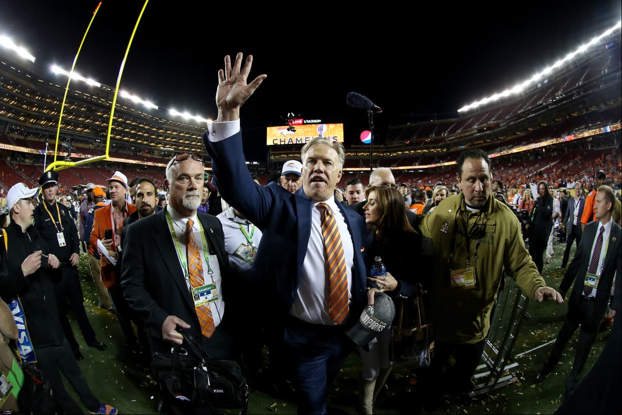 Así celebraron los Denver Broncos su triunfo en el Super Bowl 50 ante los Carolina Panthers 24-10.