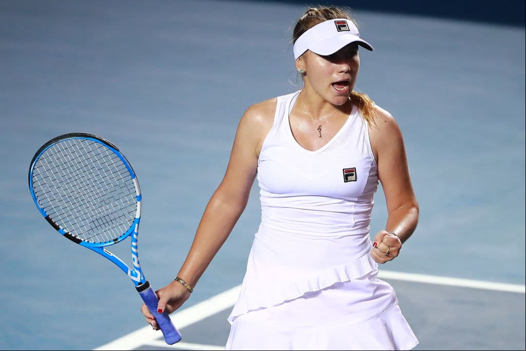 Y después de una hora y 1 minuto Sofia Kenin, la número 35 del mundo, eliminó a la 71 de las clasificaciones para meterse a la gran Final con Yafan Wang.