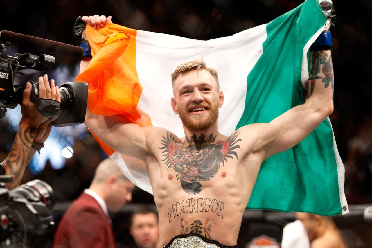Nocaut en el PPV y en la T-Mobile por parte de Conor McGregor a Canelo Álvarez