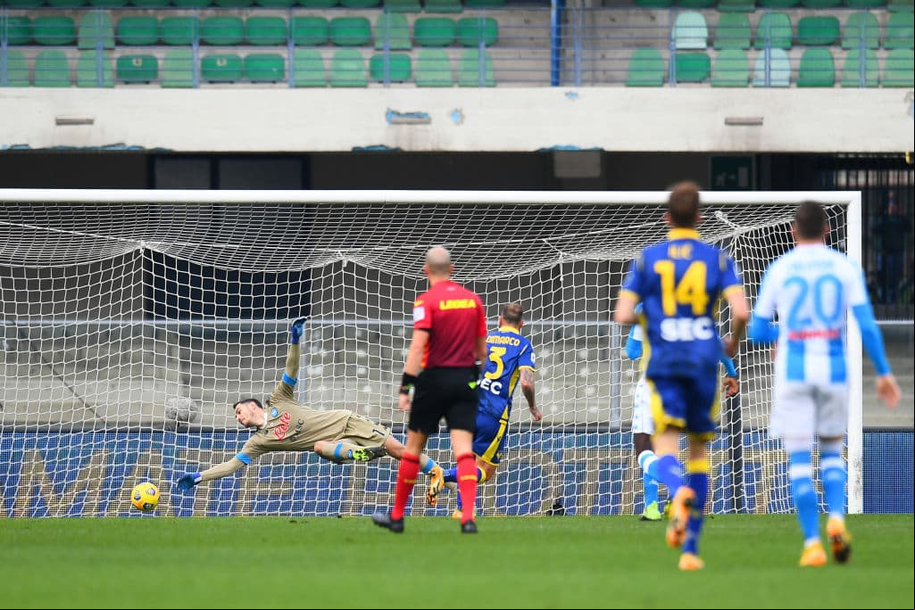 VERONA, ITALY - JANUARY 24: Federico Dimarco of Verona scores their sides first goal past Alex Meret of SSC Napoli during the Serie A match between Hellas Verona FC and SSC Napoli at Stadio Marcantonio Bentegodi on January 24, 2021 in Verona, Italy. Sporting stadiums around Italy remain under strict restrictions due to the Coronavirus Pandemic as Government social distancing laws prohibit fans inside venues resulting in games being played behind closed doors. (Photo by Alessandro Sabattini/Getty Images)