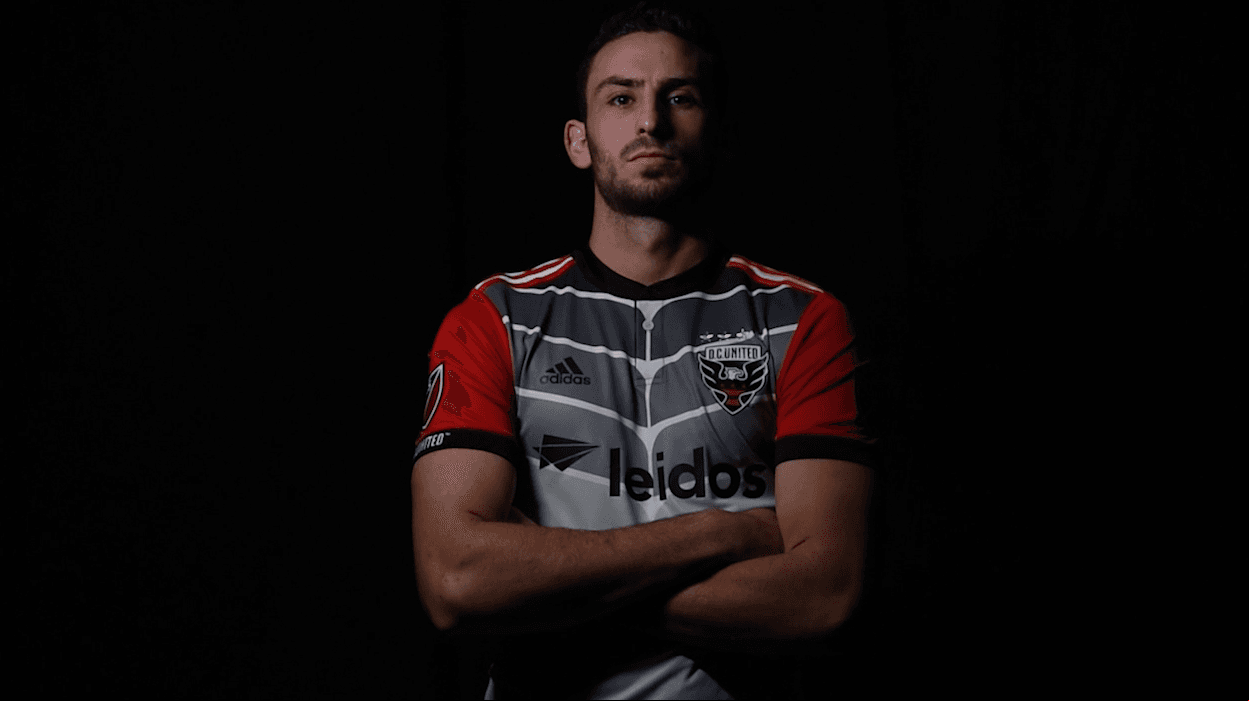 D.C. United se inspiró en el águila de su escudo para el diseño de su nueva camiseta alternativa. (Crédito: D.C. United)