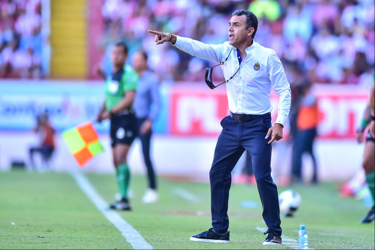 Oficial: Ricardo Cadena dirigirá a Chivas en el Apertura 2022
