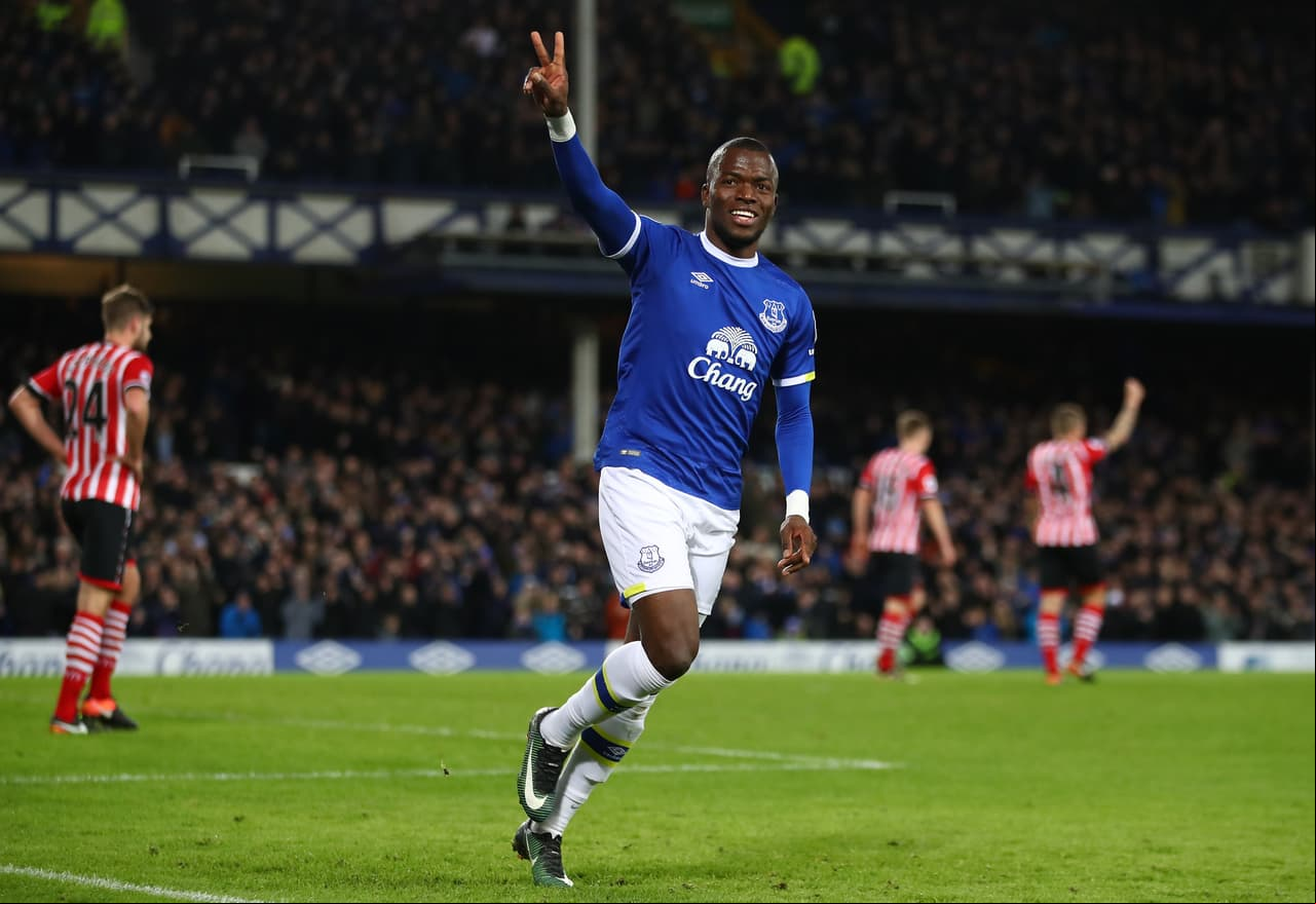 Uno que haría el trayecto a la inversa es Enner Valencia, actuamente en el Everton de la Premier League, quien regresaría al Pachuca o reforzaría al Cruz Azul.
