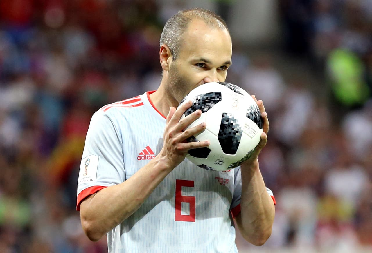 Con la calidad con el balón, pero con mucho orgullo propio y lucha, los españoles se fueron por el empate y el triunfo.