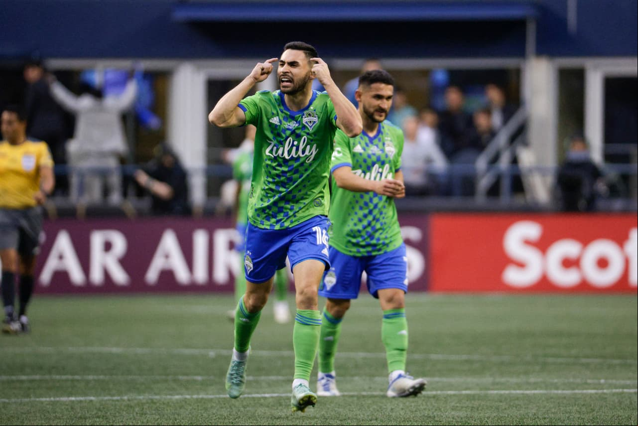 Seattle Sounders fue ampliamente superior a Pumas y se impuso con un doblete de Raúl Ruidíaz y otro tanto de Nicolás Lodeiro.