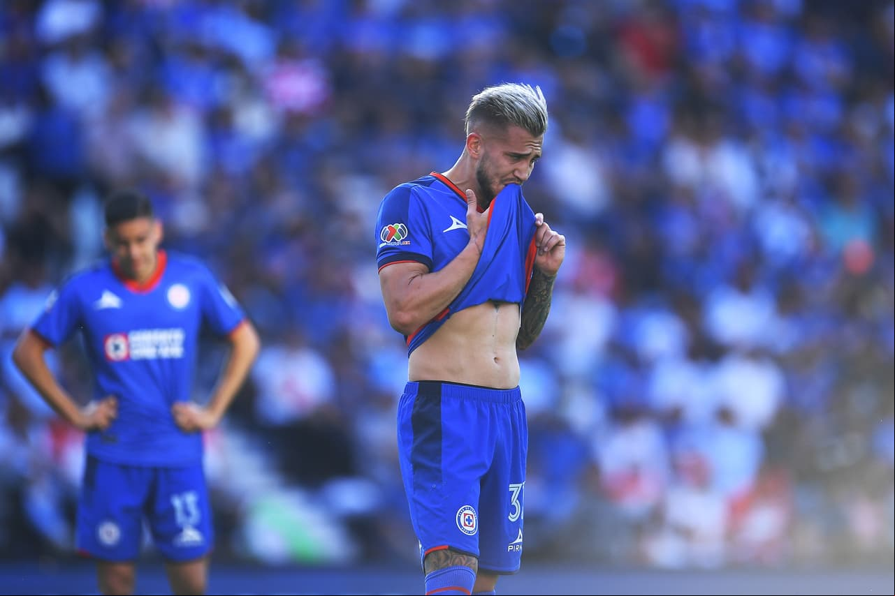 Cruz Azul se equivoca en la lesión de Gonzalo Piovi y pide perdón