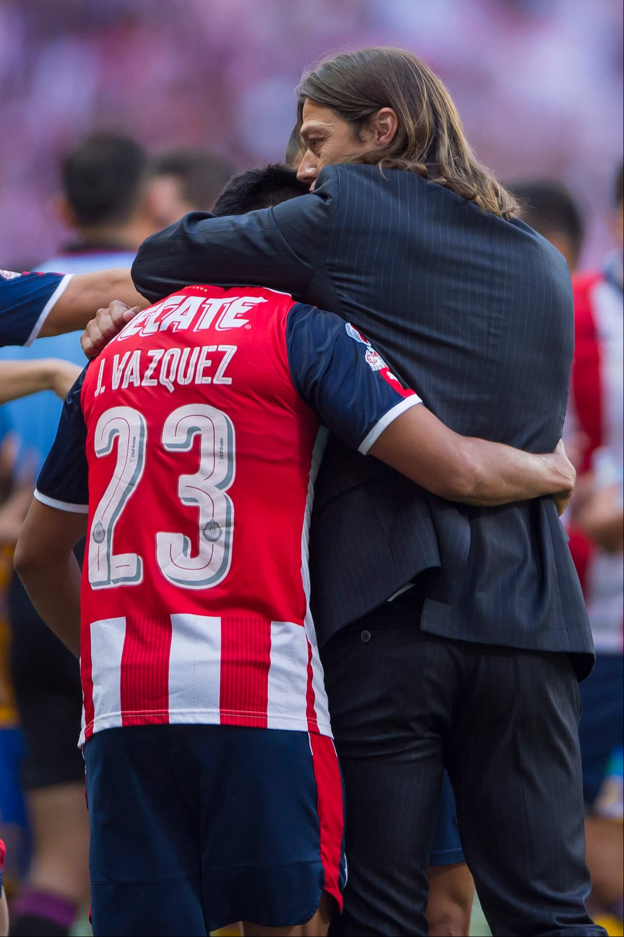 Action photo during the match Guadalajara vs Tigres UANL, corresponding to the Second leg match to Great Final of the Clausura 2017 of the League BBVA Bancomer MX at Chivas Stadium. Foto de accion durante el partido Guadalajara vs Tigres UANL, Correspondiente al partido de vuelta de la Gran Final del Torneo Clausura 2017 de la Liga BBVA Bancomer MX, en el Estadio Chivas, en la foto: Jose Juan Vazquez celebra su gol con Matias Almeyda DT de Guadalajara 28/05/2017/MEXSPORT/Cristian de Marchena.