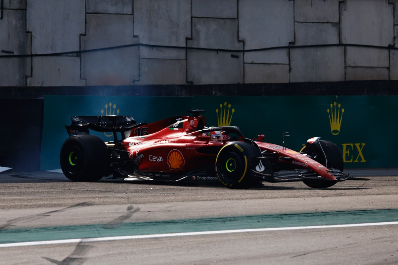 George Russell ganó su primera carrera en la Fórmula 1; Sergio Pérez finalizó séptimo, mientras que Hamilton y Sainz completaron el podio en el GP de Brasil.