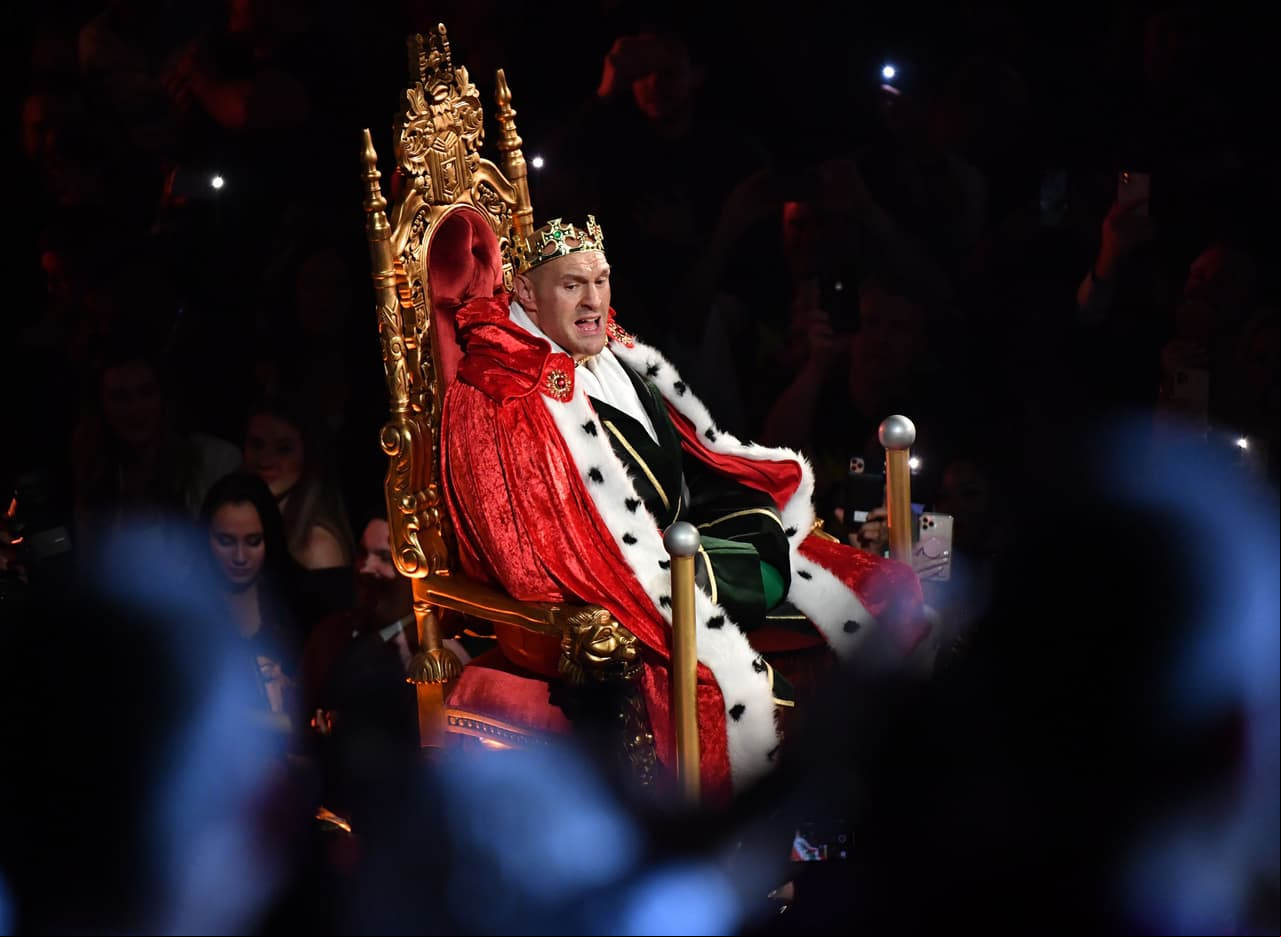 Deontay Wilder decepcionó y poco pudo hacer para retener el título de pesos pesados ante un agresivo Tyson Fury que se proclama como nuevo campeón tras ganar en el séptimo asalto mediante nocaut técnico.