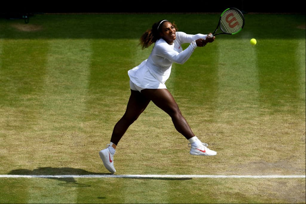 Serena apenas hace 10 meses tuvo una bebé y hoy acaba de ganarse su boleto a la décima final en su laureada trayectoria en este certamen, y va en busca de su Grand Slam número 23.