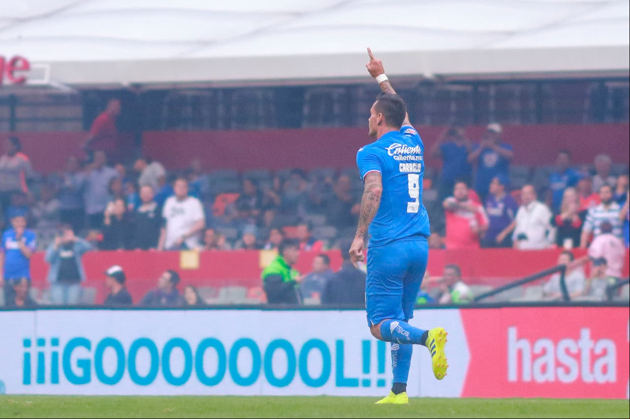Milton Caraglio marcó posteriormente un gol más en lo que terminó como victoria por 3-0 del Cruz Azul sobre Querétaro en la Jornada 13 del 
<a href="https://tudn.sitiodesbloquea.com/_next/image?url=https://st1.uvnimg.com/7e/28/12a94825408298d25f010f76edcb/imago-802858.jpg&w=1280&q=75 1280w