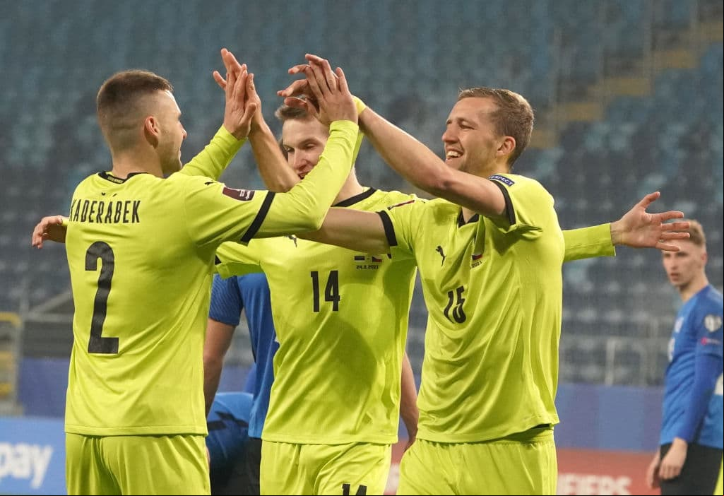 Grupo E | República Checa visitó y aplastó a Estonia 6-2.