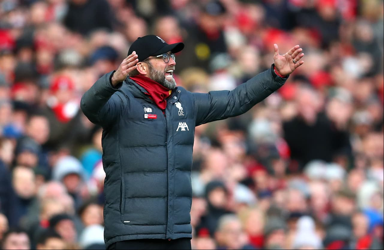 En el Anfield, Liverpool vence al último de la tabla, Watford, 2-0. La diferencia entre ambas escuadras es de 40 puntos en la general. Salah (38´, 90’) marcó lo goles por los locales. Liverpool lega a 49 unidades, mientras que Watford sólo acumula 9.