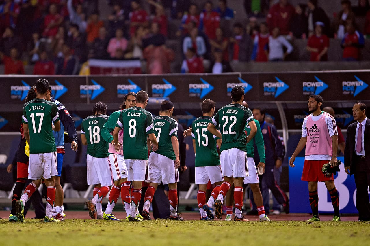 Hace cuatro años un equipo mexicano estuvo eliminado del Mundial y rogando por repechaje, mientras que ahora llega con cupo fijo y líder invicto con clara muestra de dominio: ¡cómo cambia la vida!.