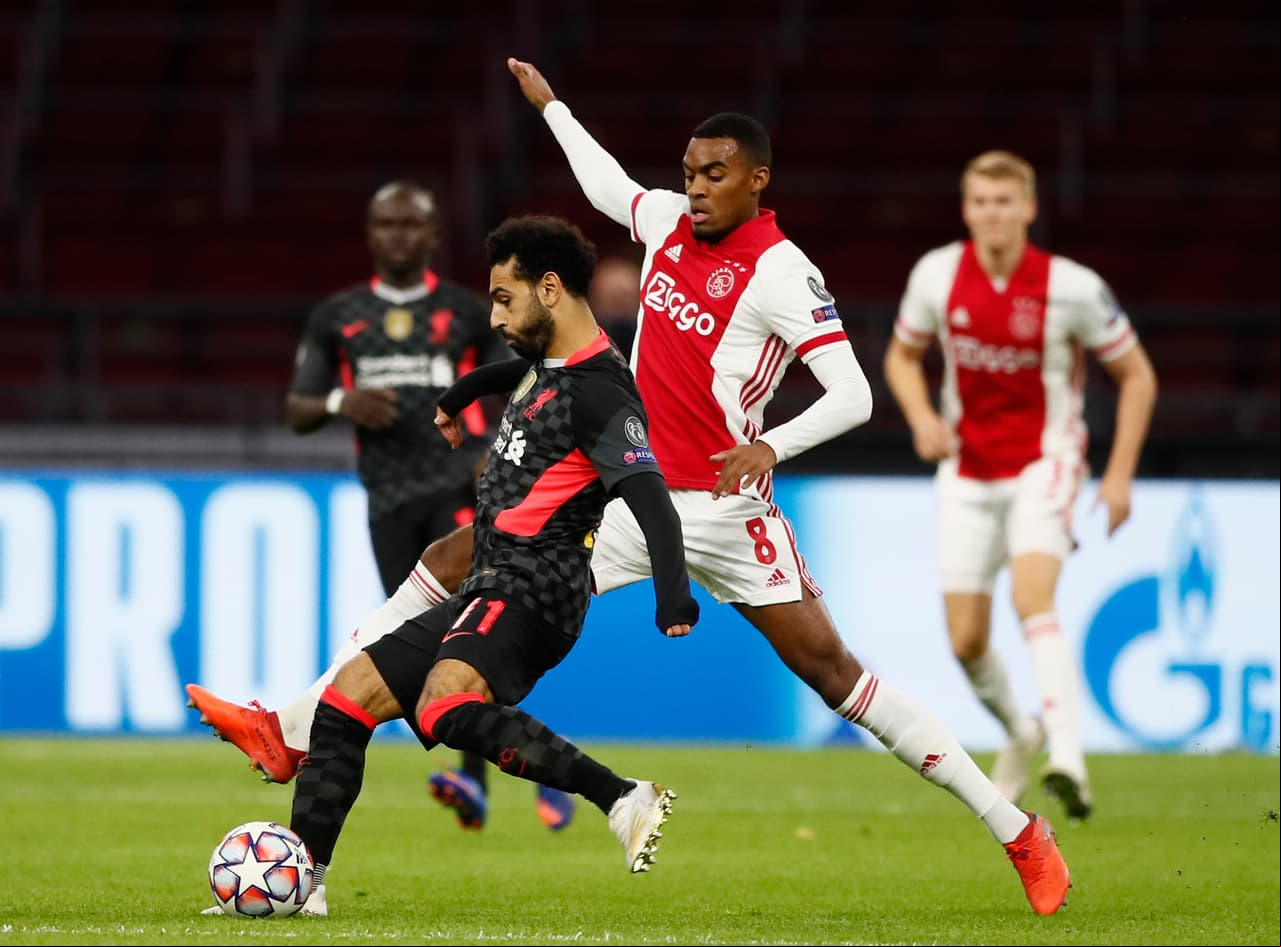 Nicolás Tagliafico (35’) marcó el autgol que definió el encuentro. En la J2 de la Champions League, Ajax se enfrentará al Atalanta y Liverpool hará lo propio con el Midtjylland.