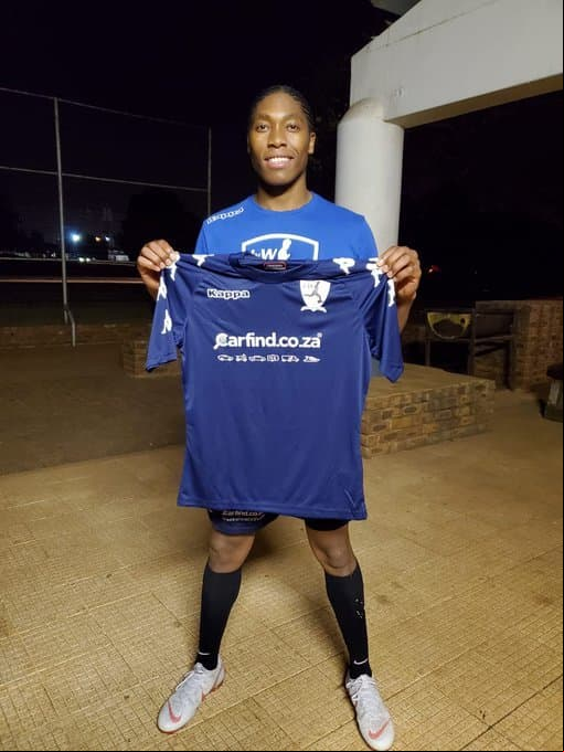 Semenya jugará con el equipo femenil JVW FC de Sudáfrica.