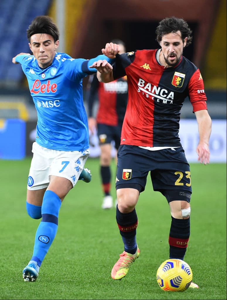 Goran Pandev (11’, 26’) marcó doblete para los locales. Matteo Politano (79’) hizo el descuento. El cuadro del ‘Chucky’ se quedó con 37 unidades y Genoa llegó a 24 puntos tras 21 jornadas.