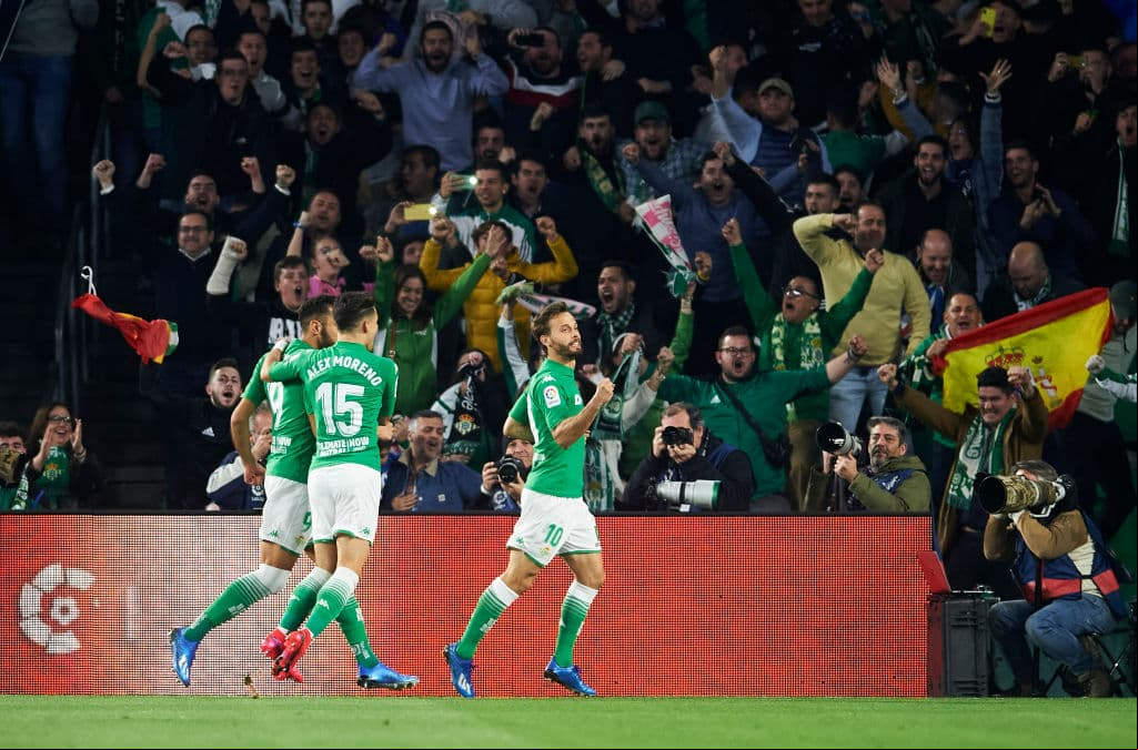 Remontada del Barça 2-3 al Betis con goles de Frenkie De Jong, Busquets y Lenglet; tres asistencias de Lionel Messi.