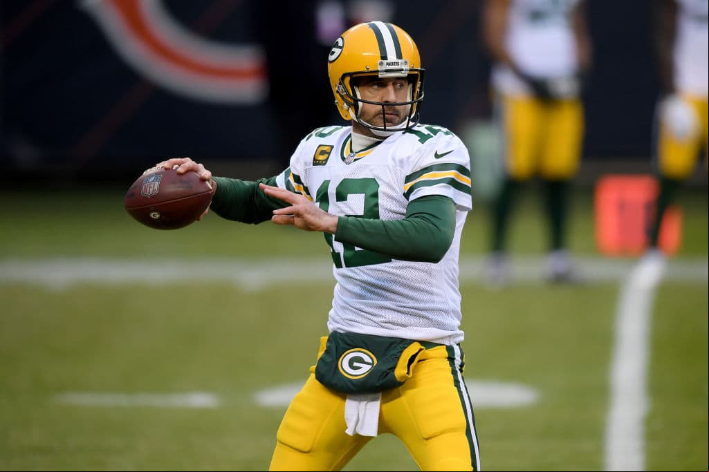 La estrella de Green Bay es el rival número de Patrick Mahomes ya que al igual que los Chiefs, los Packers no juegan partido de comodín al cerrar la campaña con un récord de 13-3
<br>
