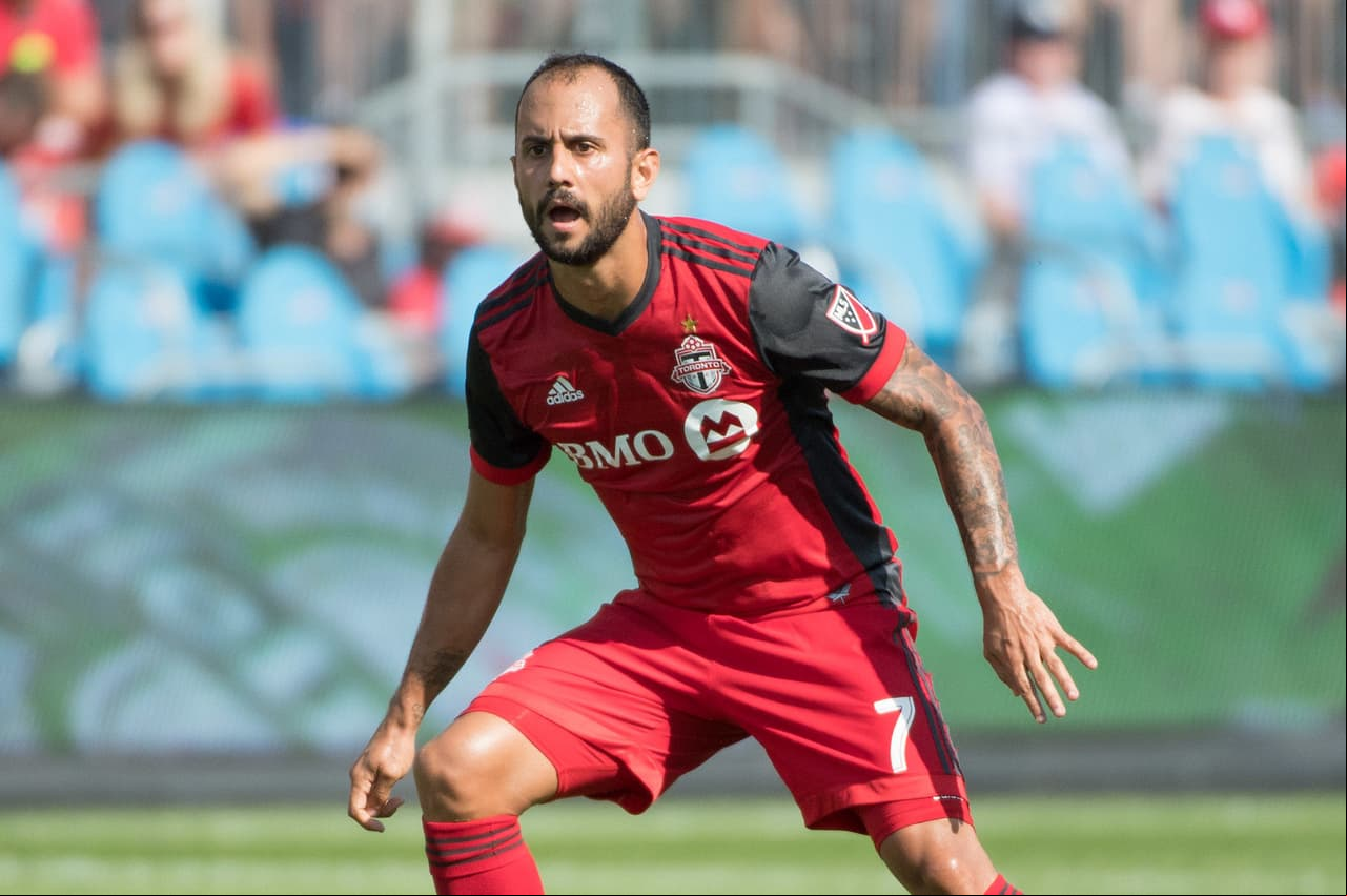 ¿Adiós al 'Brujo'? Toronto FC tendría todo listo para transferir a Víctor Vázquez a Catar