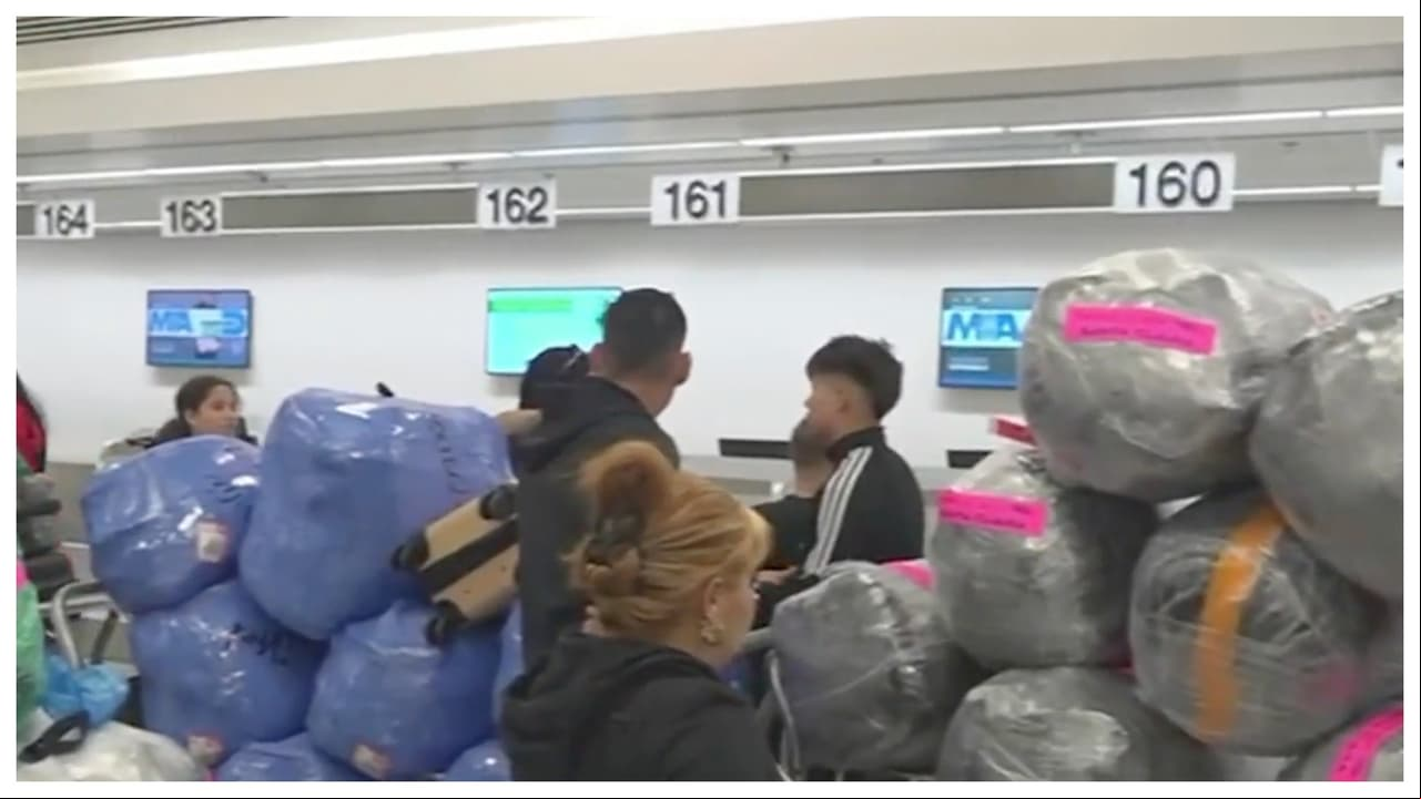 ¿Por qué hay una avalancha de equipaje hacia Cuba en el aeropuerto de Miami?