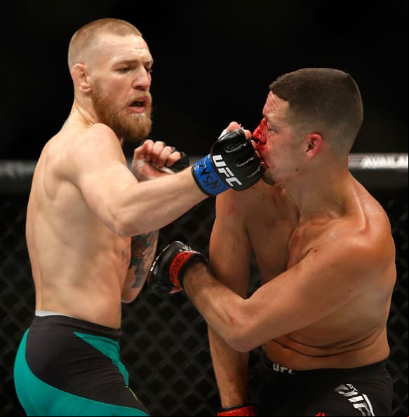 McGregor tiró los golpes en el momento exacto, Nate se comió mucho castigo.