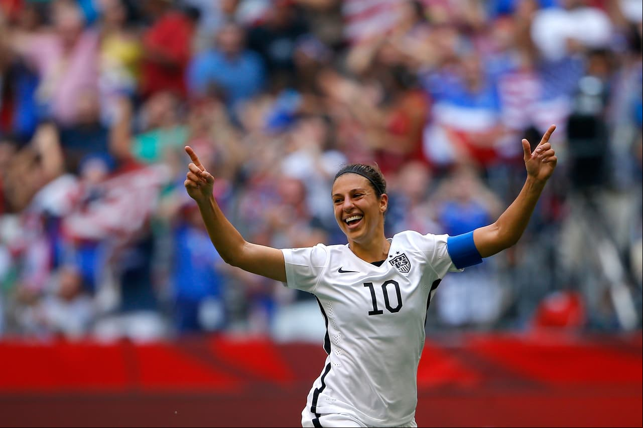 Carli Lloyd. La futbolista estadounidense mencionó: “Hemos tenido algunas presentaciones sobre el zika, pero no estoy preocupada. (...) Me voy a poner repelente de insectos. (...) No tengo planeado quedar embarazada próximamente, que es una gran preocupación con el zika”.