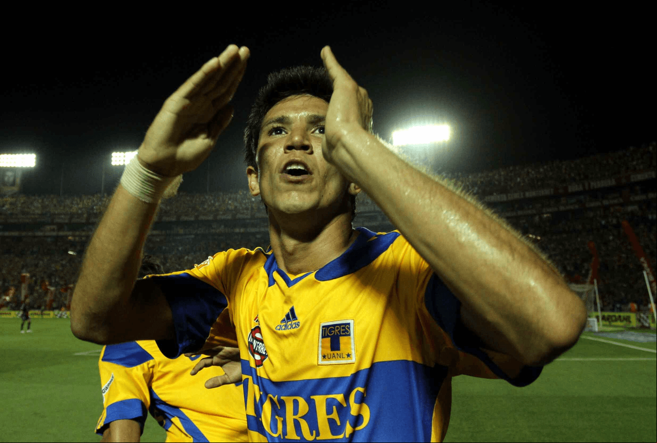 <b>Se fue antes de la época</b> 
<b>gloriosa</b>
<br>Hoy los Tigres de la UANL poseen siete títulos, de los cuáles, Molina no pudo disfrutar de ninguno, pero fue campeón con otros equipos en México y estuvo en el momento crítico en la historia del equipo hace 11 años.