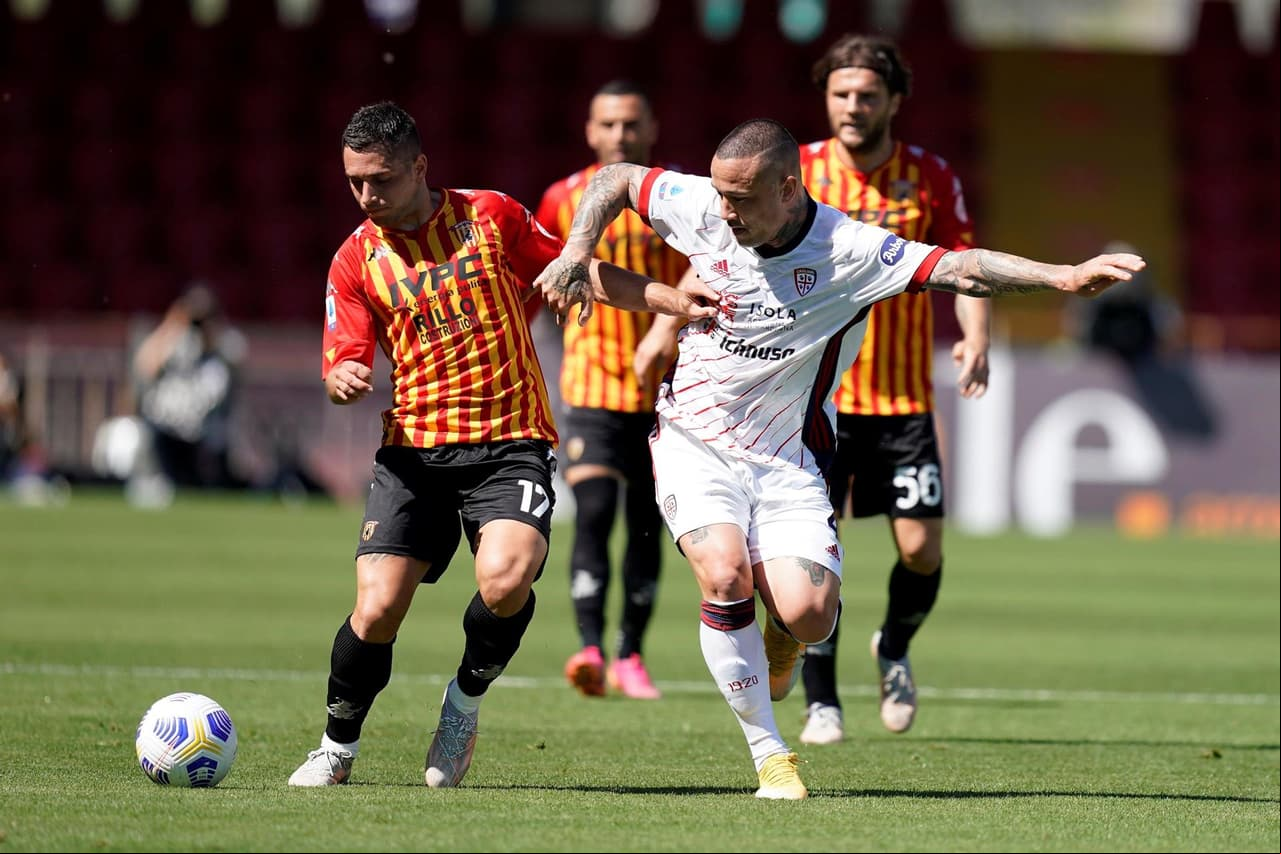 Cagliari se salva del no descenso tras derrotar 3-1 al Benevento en su visita durante la Jornada 35 en la Serie A. Los locales no ven la victoria desde marzo y se ubican en el lugar 18 de la tabla.