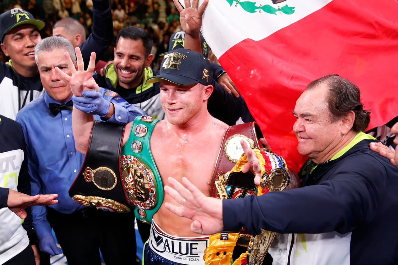 El mexicano hizo valer su condición de 'favorito' y se colgó el título en semipesado de la OMB.