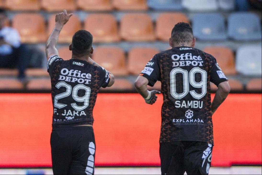 Pachuca sufrió pero logró la victoria con anotación de Franco Jara.
