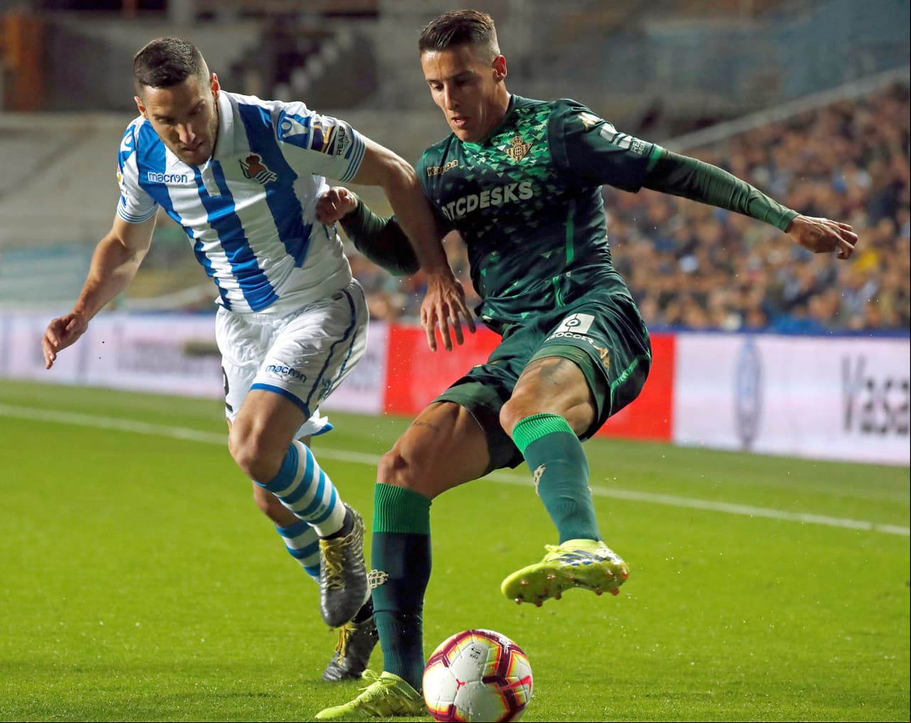 Betis buscó de nuevo la paridad para no perder el paso en la clasificación de la Liga de España en una lucha sin éxito.