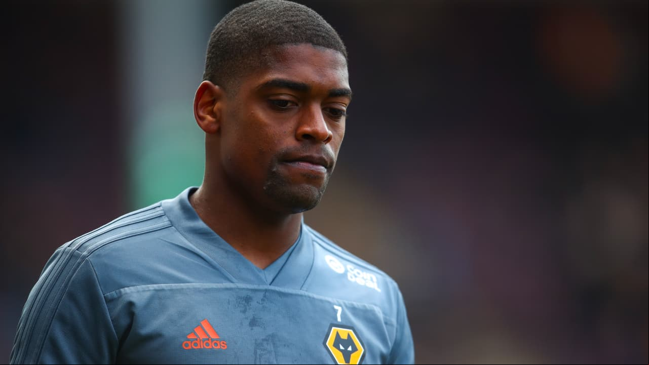 Cavaleiro jugó 23 partidos de Premier League.