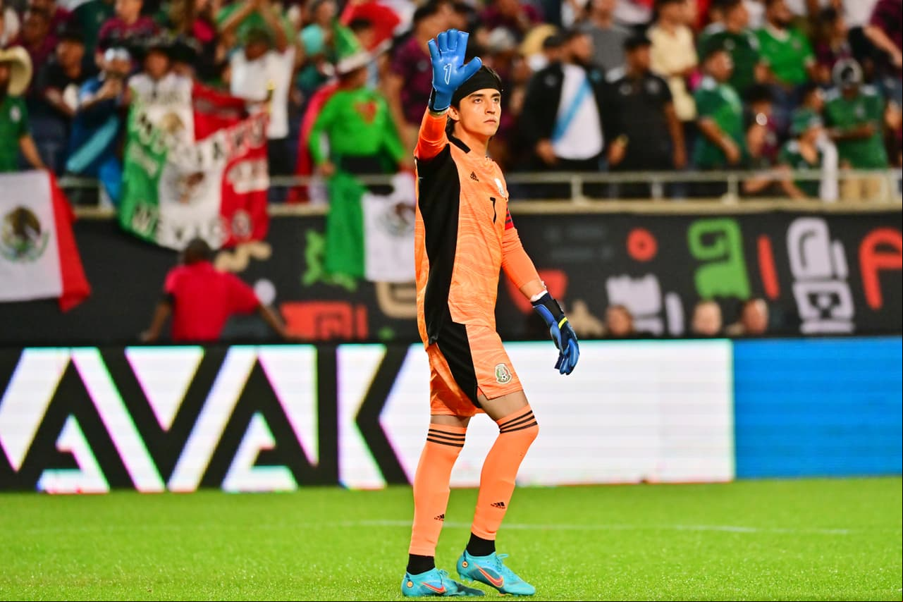 ¿Último tren a Qatar? Acevedo y Lainez apunta a titularidad vs Surinam