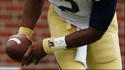Las siglas 'APU' significa 'Todos los jugadores unidos' y por medio de esta le enviaron el mensaje a quienes manejaban la NCAA.