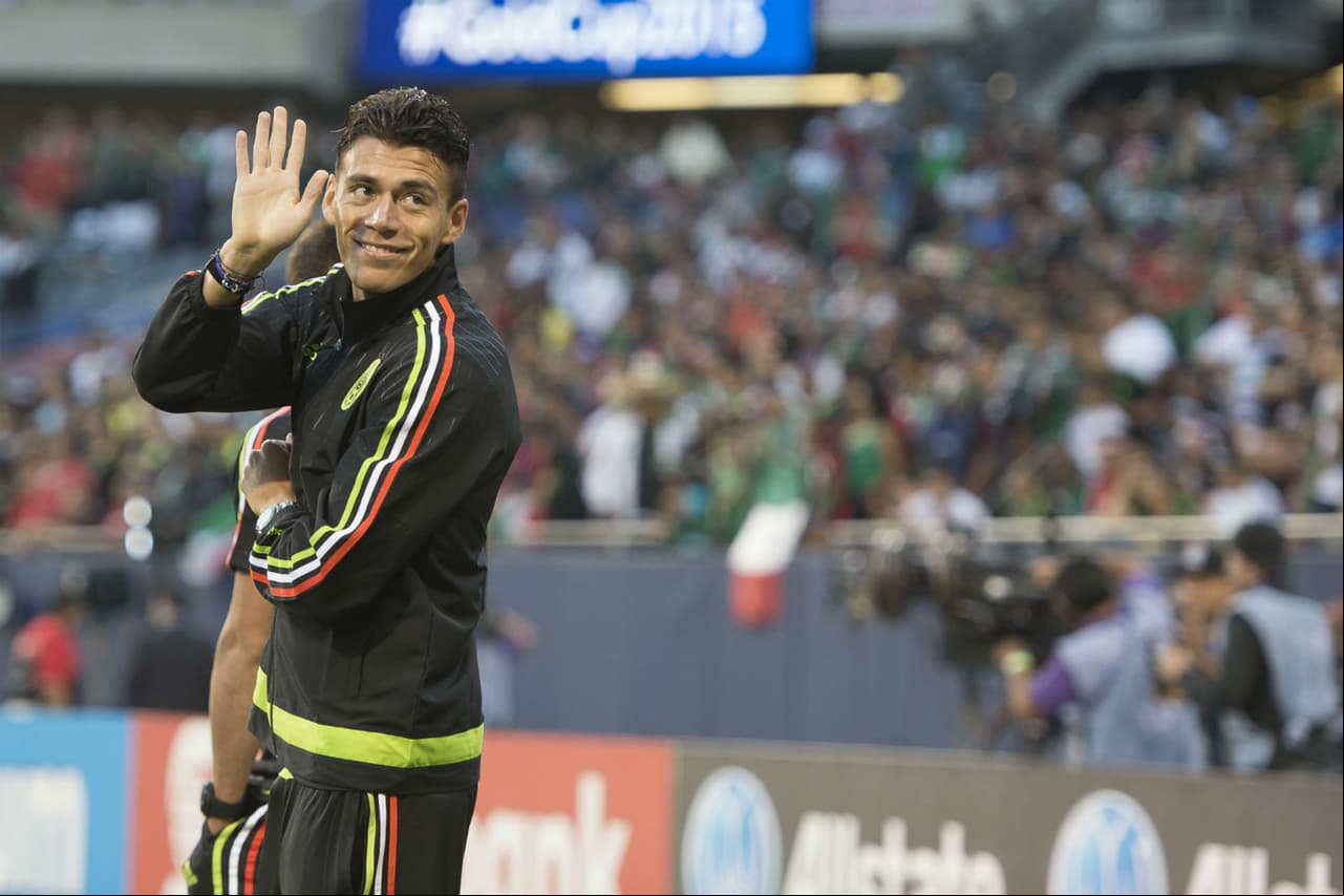 <b>Héctor Moreno</b>, quien está en el futbol europeo desde 2008, fue uno de los favoritos de Miguel Herrera en la defensa central, aunque las lesiones lo han maltratado, pues estuvo fuera de acción seis meses después del Mundial y se perdió también la Copa Oro 2015.