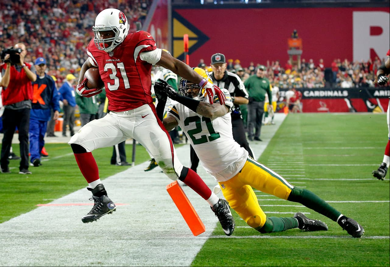 Los Arizona Cardinals apalearon 38-8 a los Green Bay por lo que todavía aspiran ser el número uno de la Conferencia Nacional en los playoffs.