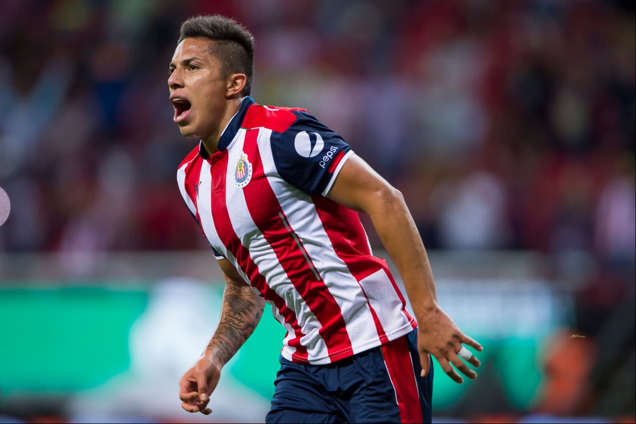 Carlos Salcedo, con la mira en ser el primer jugador mexicano que triunfe en Italia