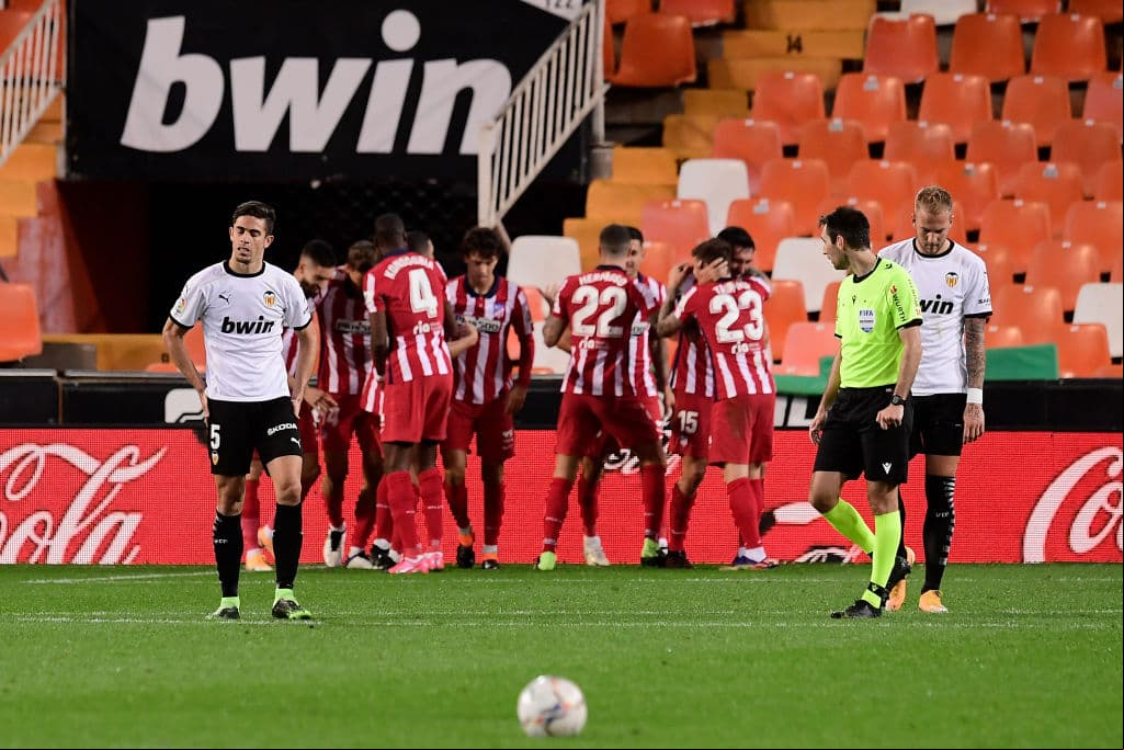 Atlético de Madrid no conoce la derrota en La Liga | Bastó un autogol de Antonio Latorre para que los del ‘Cholo’ consiguieran su séptimo partido ganado en la competición española.