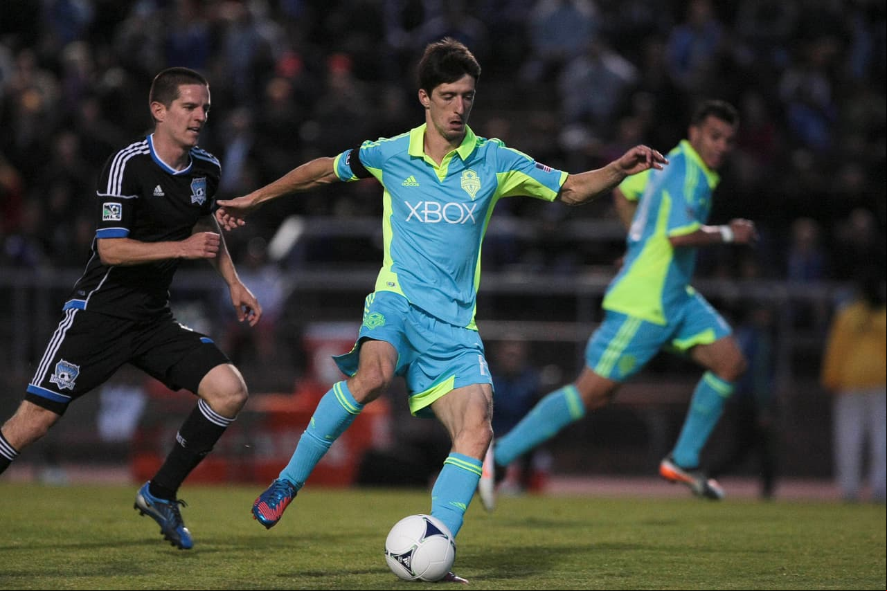 Álvaro Fernández en 2012, durante su primera etapa como jugador de Seattle.