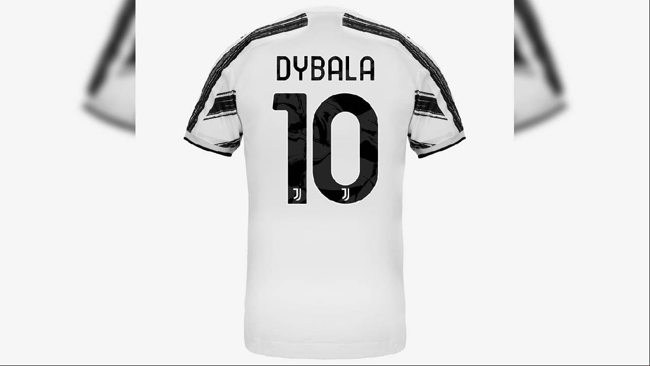 Cristiano Ronaldo y Paulo Dybala presentaron el nuevo jersey que vestirá a Juventus para la campaña 2020-21.