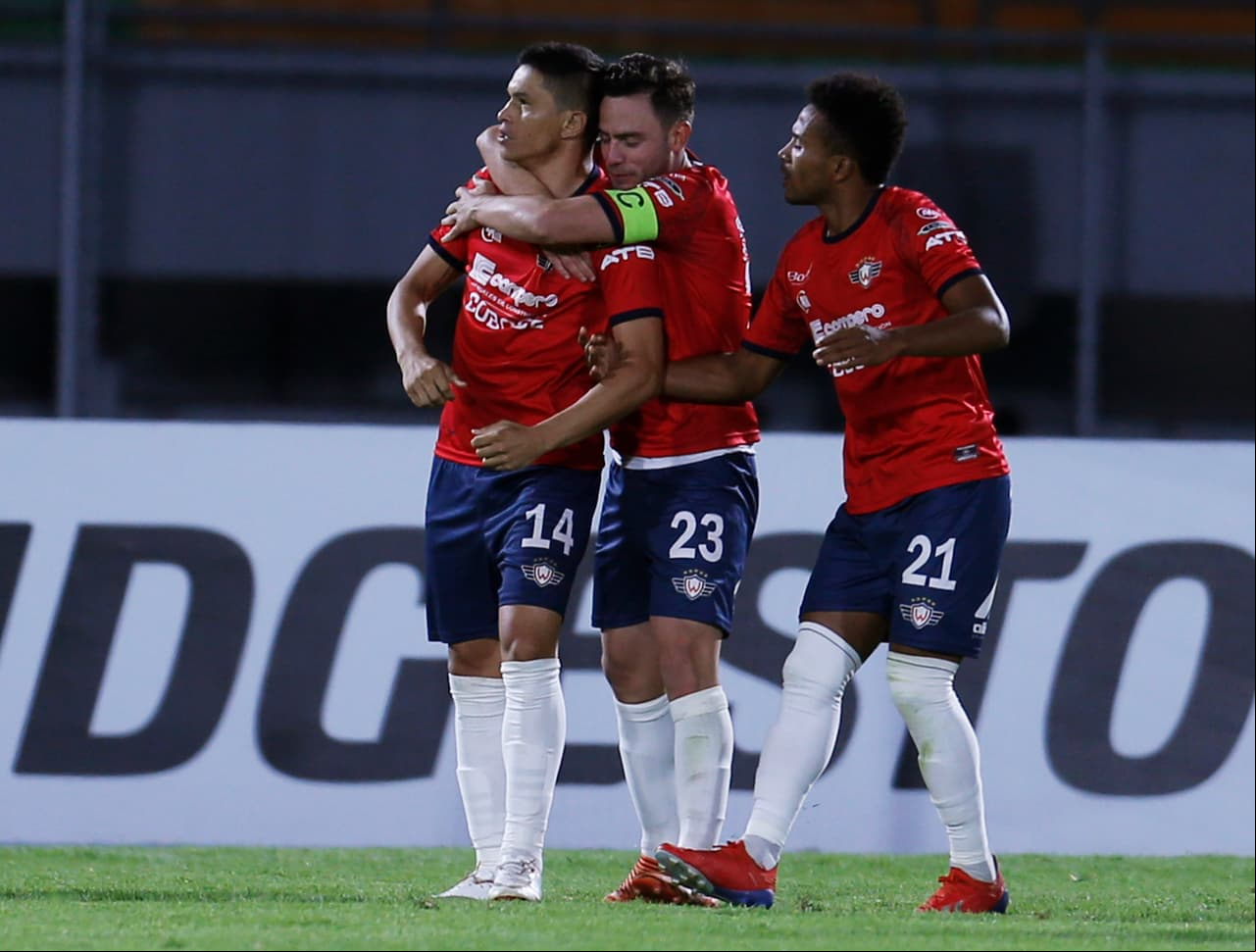 El club al igual que el aeropuerto de Cochabamba llevan el nombre de Jorge Wilstermann en honor al primer piloto civil que tuvo Bolivia.