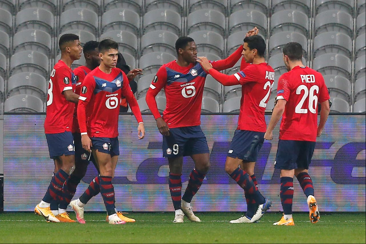 AC Milan y Lille reparten puntos tras empatar 1-1 durante la cuarta jornada de la Europa League. Castillejo le daba la ventaja al equipo visitante al minuto 46, pero fue al minuto 65 cuando Jonathan Bamba da el gol para la escuadra sa y logra igualar el marcador.