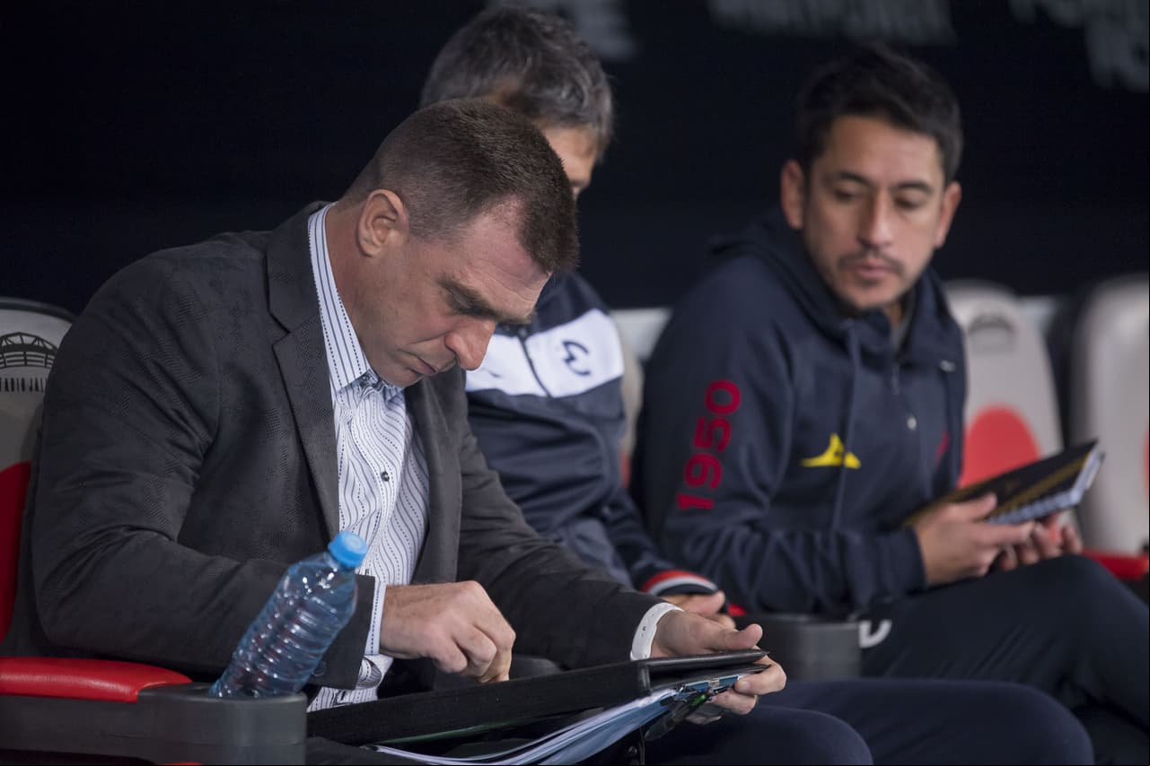 <b>A un paso de la Final</b>
<br>- Morelia ha tenido problemas en los últimos años por la gran cantidad de estrategas que han desfilado por su banquillo, situaciones críticas de descenso y mucho más, pero sin duda, este Monarcas que conformó Pablo Guede se quedó tan solo a una anotación de jugar la Final del Apertura 2019.