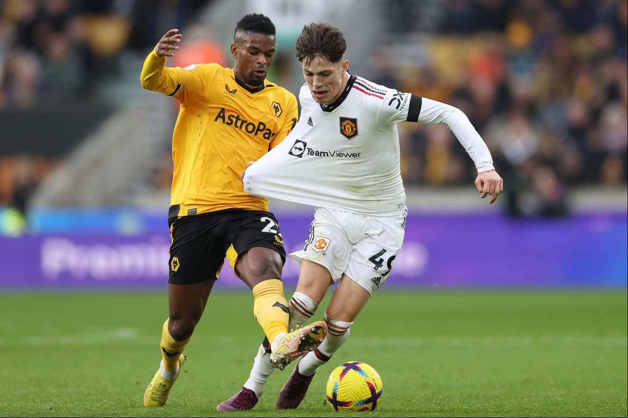El Wolverhampton Wanderers donde milita el mexicano Raúl Jiménez, cierra el año 2022 con una derrota gracias al solitario gol de Marcus Rashford del Manchester United en la jornada 18 de la Premier League.