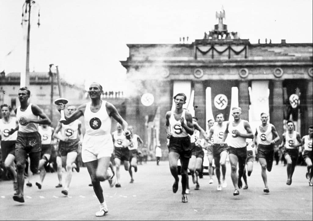 Para los Juegos Olímpicos de Tokio en 1940, la sede renunció a su organización, por lo que el COI asigno a Helsinki para llevarlos a cabo.