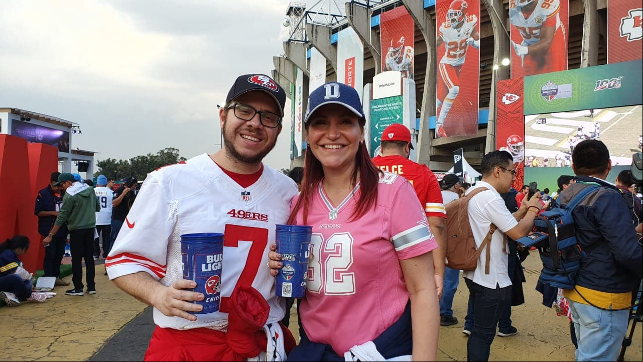Aparecieron fans de Dan Marino, Terrel Suggs, Wes Welker, Jared Goff, Dez Bryant, Aaron Donald y muchos más.