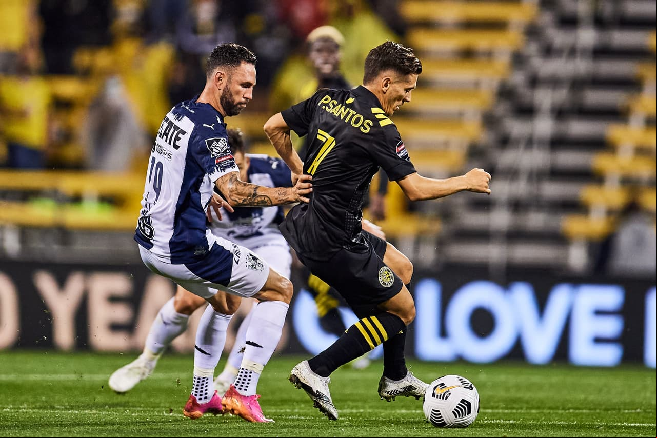 Los Rayados del 'Vasco' Aguirre salieron vivos de su visita al campeón de la MLS y el pase a Semifinales de la Concacaf Champions League se definirá la próxima semana en Monterrey.