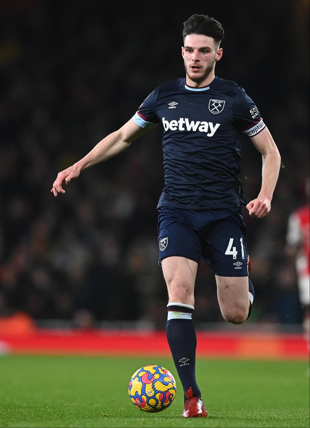 Arsenal derrota 2-0 al West Ham United con anotaciones de Gabriel Martinelli (48') y Emile Smith Rowe (87') en el Emirates Stadium, durante la fecha 17 en la Premier League. Los Hammers se quedaron con 10 hombres tras la expulsióno de Vladimir Coufal al 67'.
