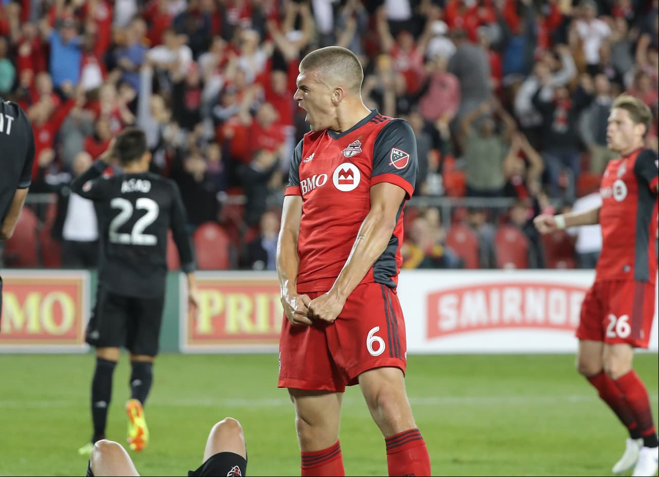 En un partido de auténtica locura, Toronto FC y D.C. United igualaron 4-4 en BMO Field